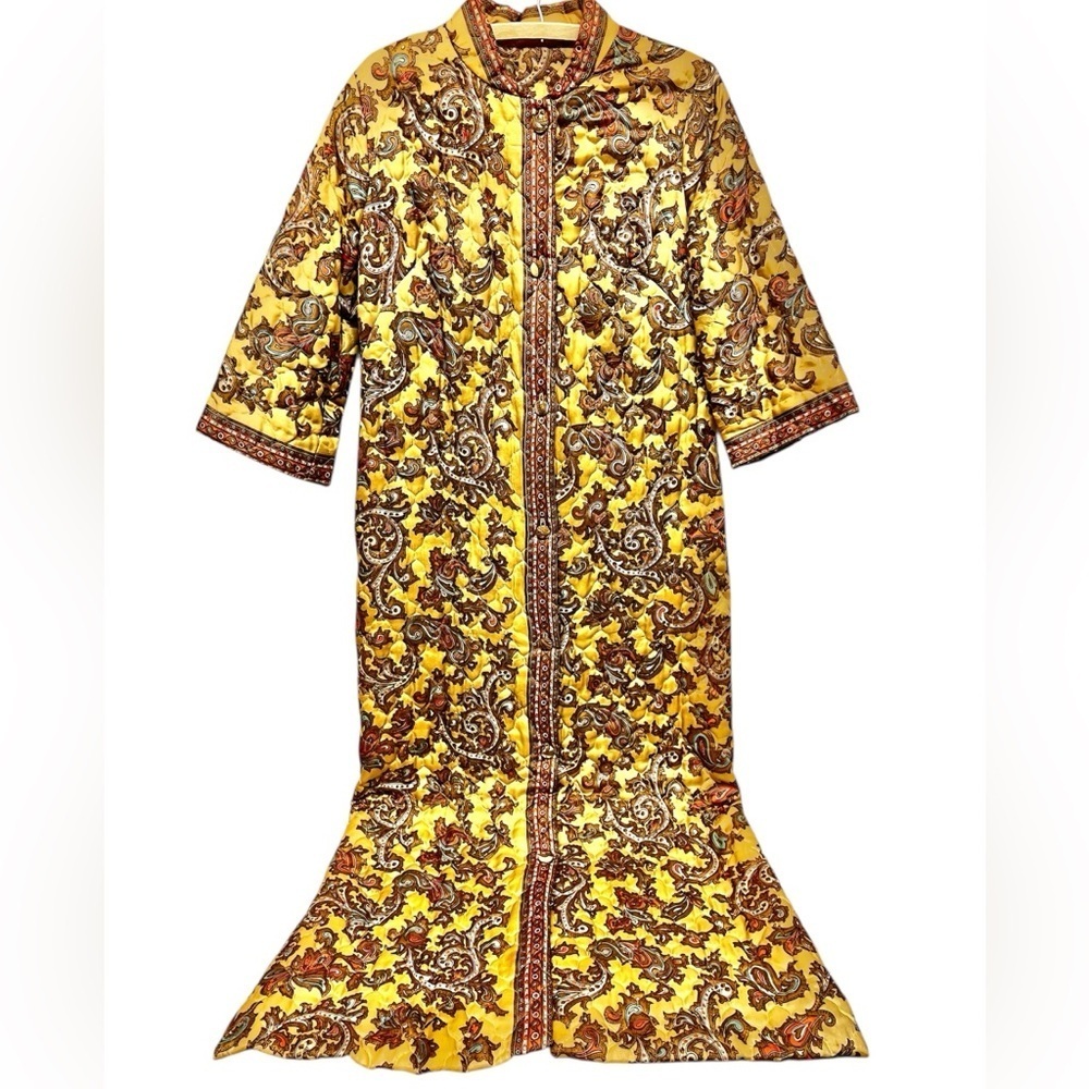 Vintage 1960’s Quilted Paisley Coat or Medallion Hostess Dress